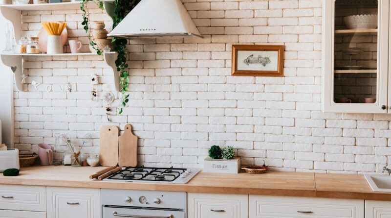 Como decorar bancada de cozinha com estilo e praticidade